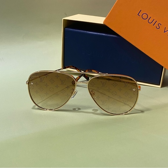 Louis Vuitton Gold Aviator Sunglasses - Picture 1 of 5
